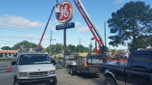 sign installation4 Sign Installation